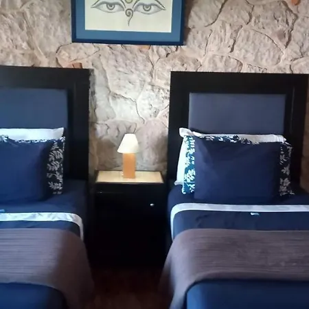 Habitación amplia cerca de Andares
